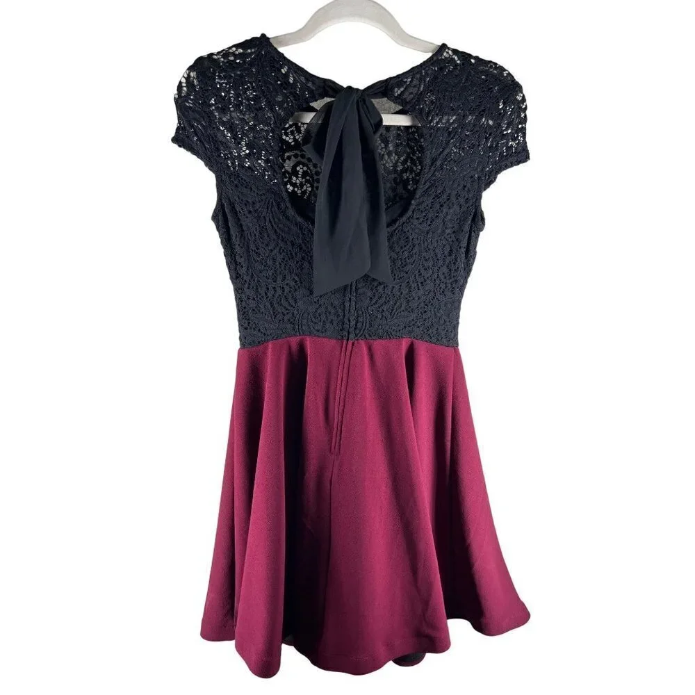 B. Darlin Dress‎ Womens Whimsigoth Size 9 Juniors Lace Cap Sleeve Fit & Flare